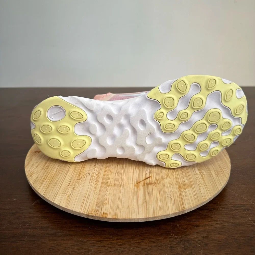 Nike Renew Lucent Women's‎ size 7 [read description]